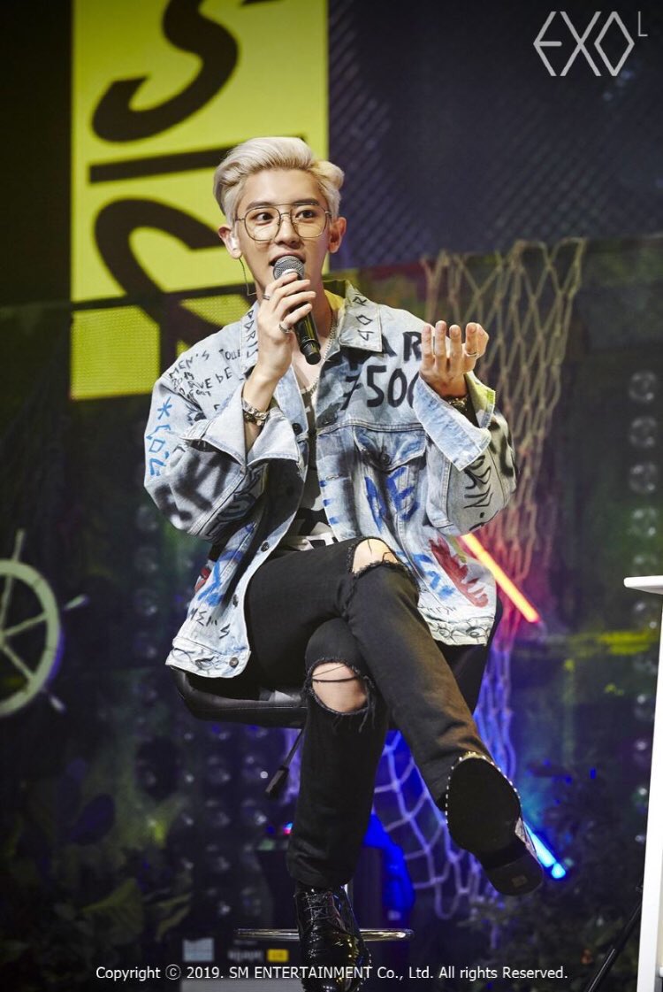 exoflexed's tweet photo. Baby love you look so good tonight
Baby love just sit, I’ll hold you tight

#여리에게ㅇㅍㅇ #EXO #엑소 #CHANYEOL #찬열 @weareoneEXO https://t.co/109W1EJX6t