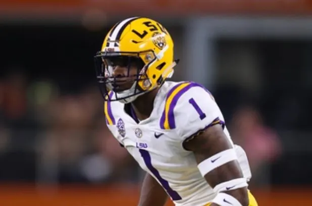 New this morning:
Covering a lot of ground on Kelvin Joseph to UK, one of the most significant transfers in UK football history. Background, freshman season, his surprising choice, and possible impact https://t.co/5L6OTMrOwk
25% discount, $75 eCard https://t.co/3t1wHaYgNa https://t.co/vDRpV0B3vq