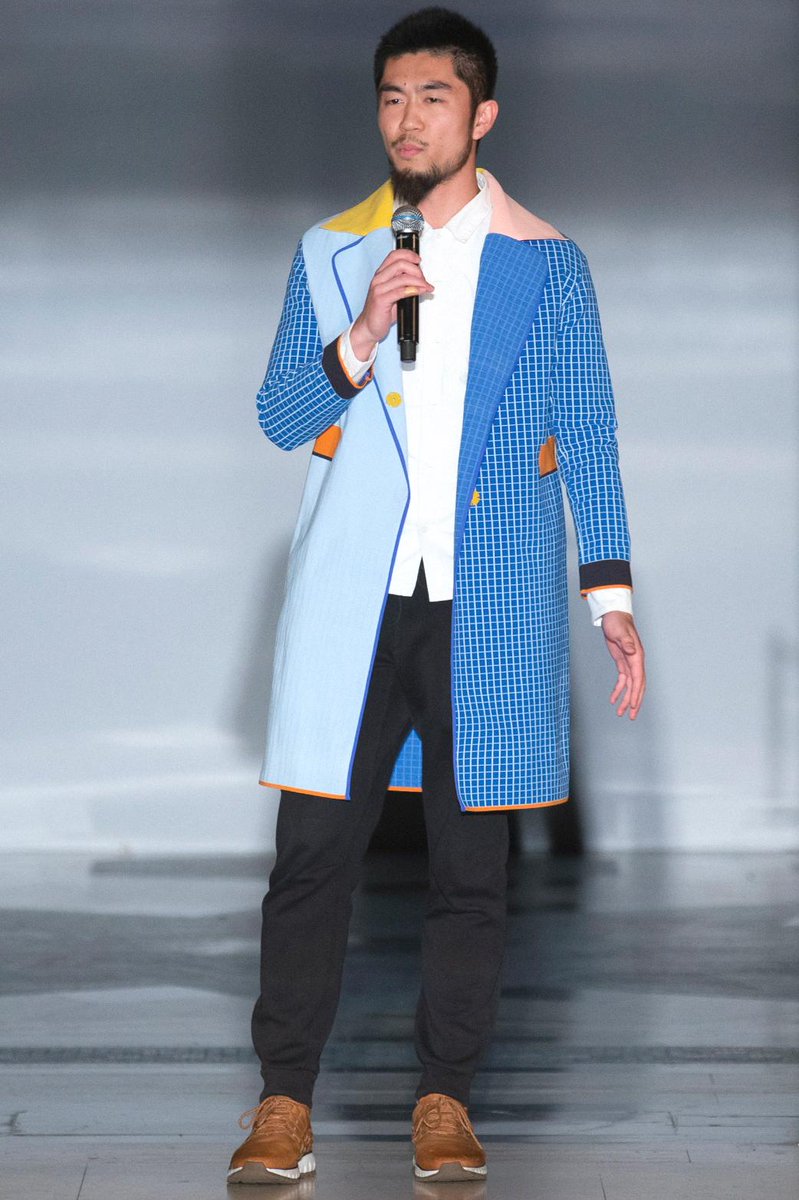 RacingFashion's tweet photo. #statement knitted coats by #iamchen #AW19 at 
@LondonFashionWk @FashionScout @FreemasonsHall as featured in @eclipse_racing magazine #LFW 
#RockItForRacing #LondonFashionWeek #RacingFashion #RacingStyle https://t.co/5GFegtMmia https://t.co/D0V2V5cCWB