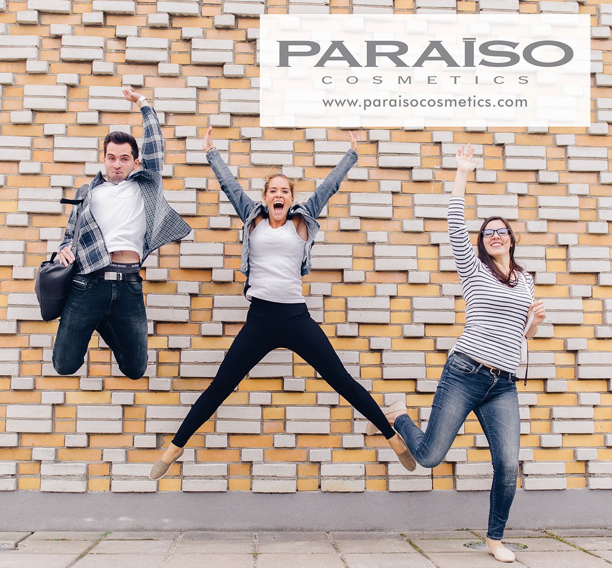 ¡Estamos de vuelta!!!!!
paraisocosmetics.com/es/portada/
#bienestar
#cosmética
#belleza