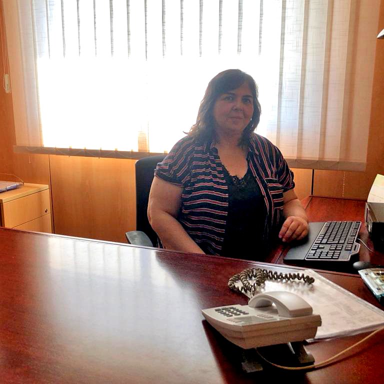 Aquesta és la nostra companya Rosa Aladern, regidora de l'Àrea d’Enginyeria, Urbanisme, Obra pública i NORA-Residus. Seguiu-la a Facebook i Twitter per estar al dia de la seva feina. En Comú fem govern a Blanes✊🏻#BlanesEnComúPodem

Twitter: @AladernGusi