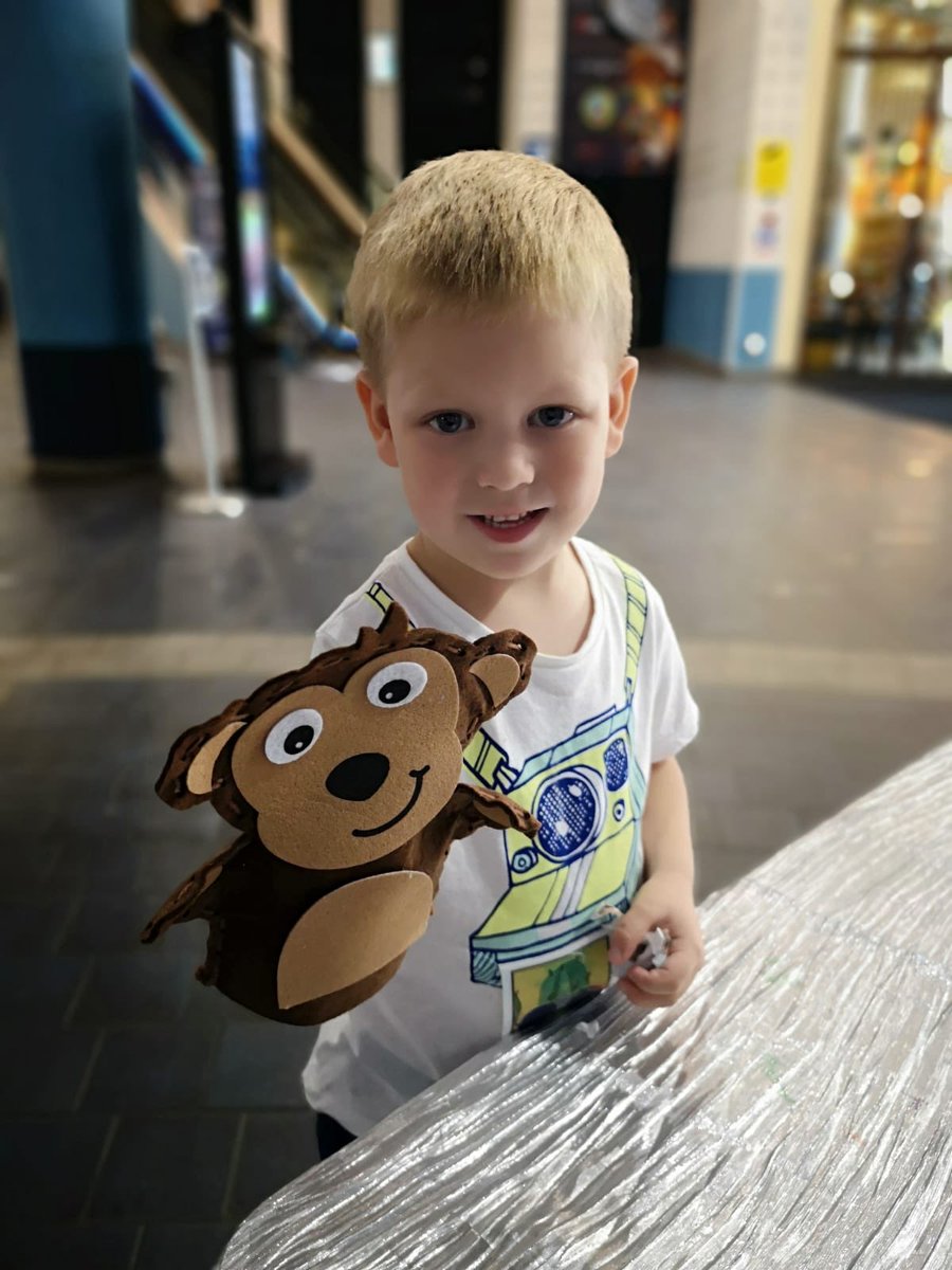 Luton_Galaxy's tweet photo. 🤩 Our FREE Animal Puppet crafts event is well underway - we’re all having so much fun! Come and join us until 4pm 🎉 #luton #lutongalaxy #galaxyluton #free #freeevent #lutonevent #summerholidays https://t.co/HkUkCzC7pT