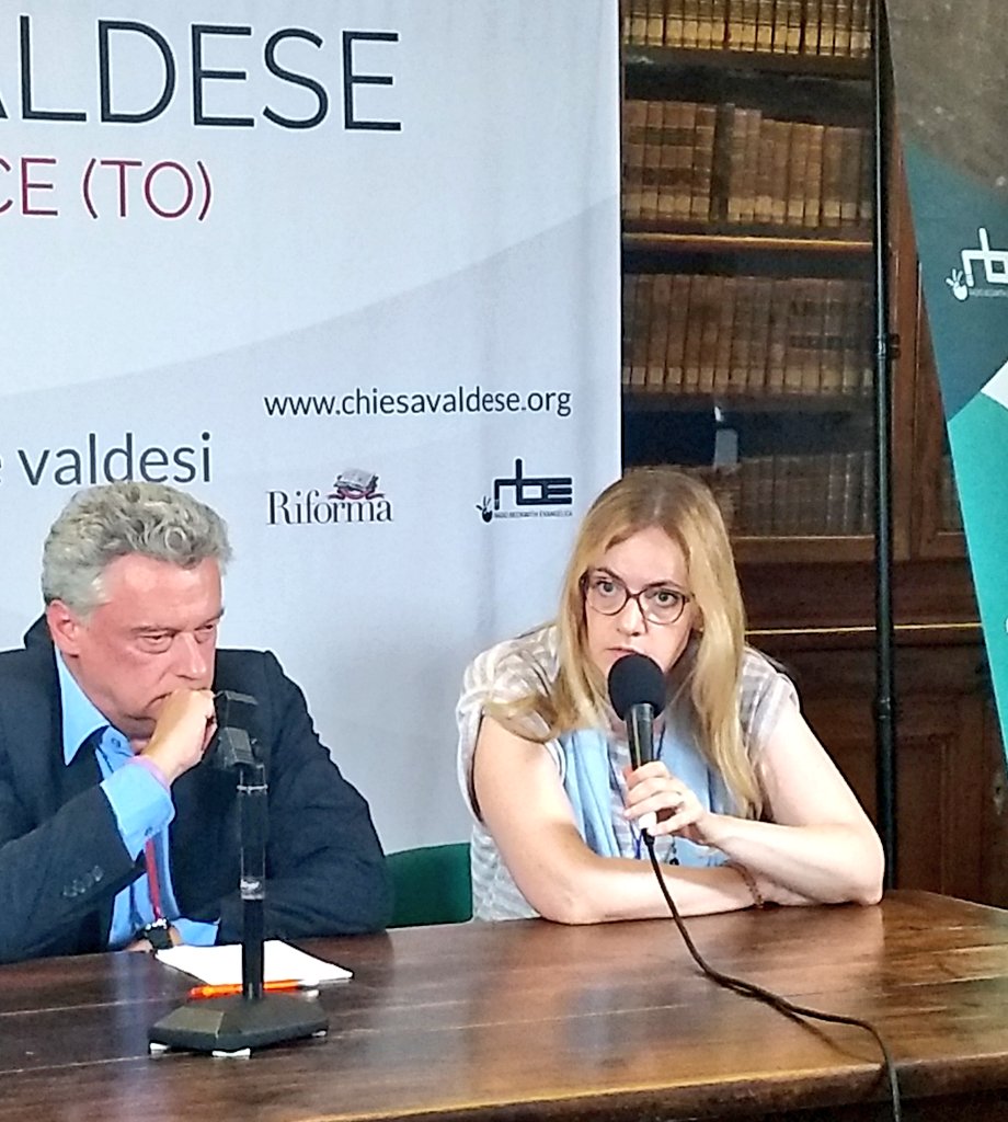 ValdeseChiesa's tweet photo. "La discriminazione in carcere - per etnia, orientamento sessuale ecc - dipende dal fatto che le amministrazioni carcerarie non sempre hanno un approccio olistico alla persona e col pretesto di proteggere le minoranze le segmentano/isolano." Avv. @IlariaValenzi al #sinodovaldese https://t.co/fnMx24uIZq