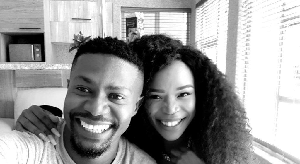 FifiCooperFans's tweet image. Watch fificooper ft Moozlie &amp;amp; Thabsie - Emoyeni and calling youtu.be/jhG6QvruYkc prod by SuperproducerRapz and Tru Crack 🔥🔥🔥🔥🔥🔥👊 #TakeMeBackAlbum @KagisoModupe