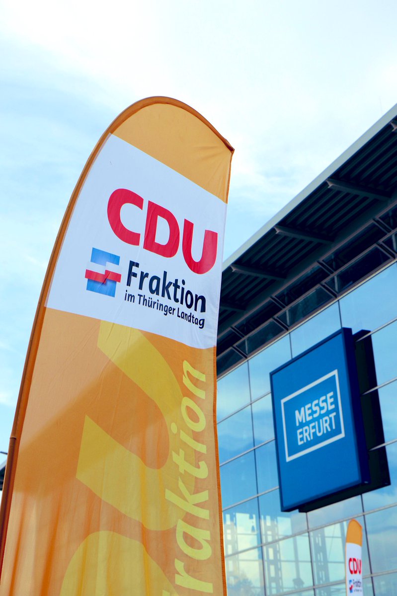 cdu_fraktion_th's tweet photo. Wir sind bereit. Um 17:30 Uhr ist Einlass zum #jecduth. Wir freuen uns auf @Markus_Soeder, @MikeMohring und auf Sie! https://t.co/Tmp0eCxWCV