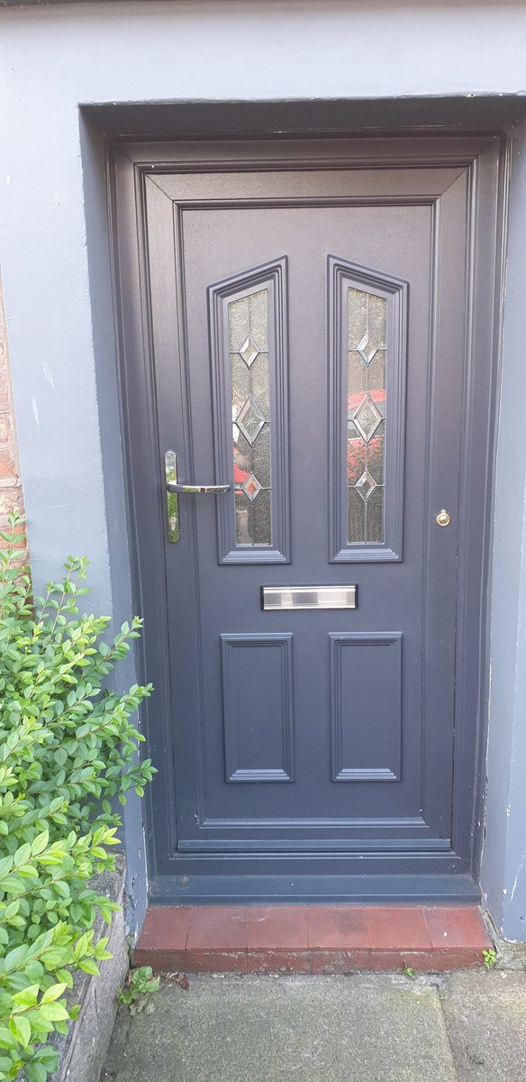 HalfpennyKerry's tweet photo. Sunny Carlisle today installing #lockssmart mech onto faulty flood doors #noneedtoreplace #patentpending @floodmary @PhialaM @Tod_Flood_Group @SCcrowther @SDefences @PCAPropertyCare @Calderdale @ActionFlood @thelonggoodby https://t.co/XCTnWiyMGc