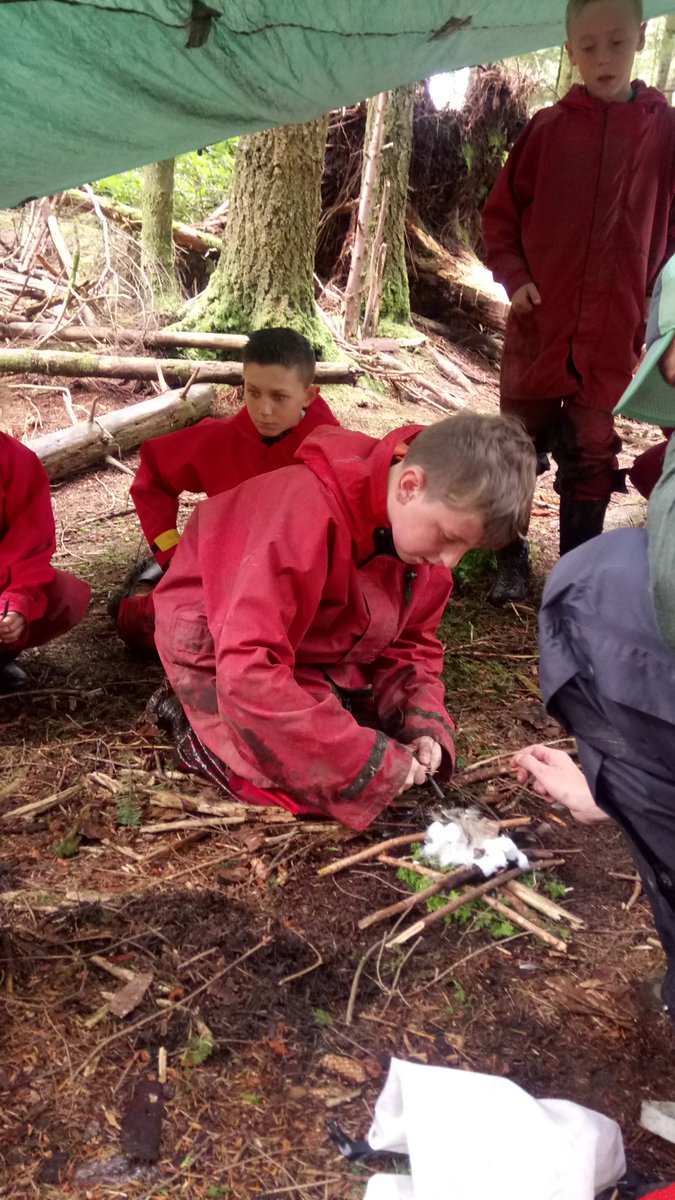 MacmerryPrimary's tweet photo. Group 8's forest adventure continues #lightingafire https://t.co/3G0AVDdGoG