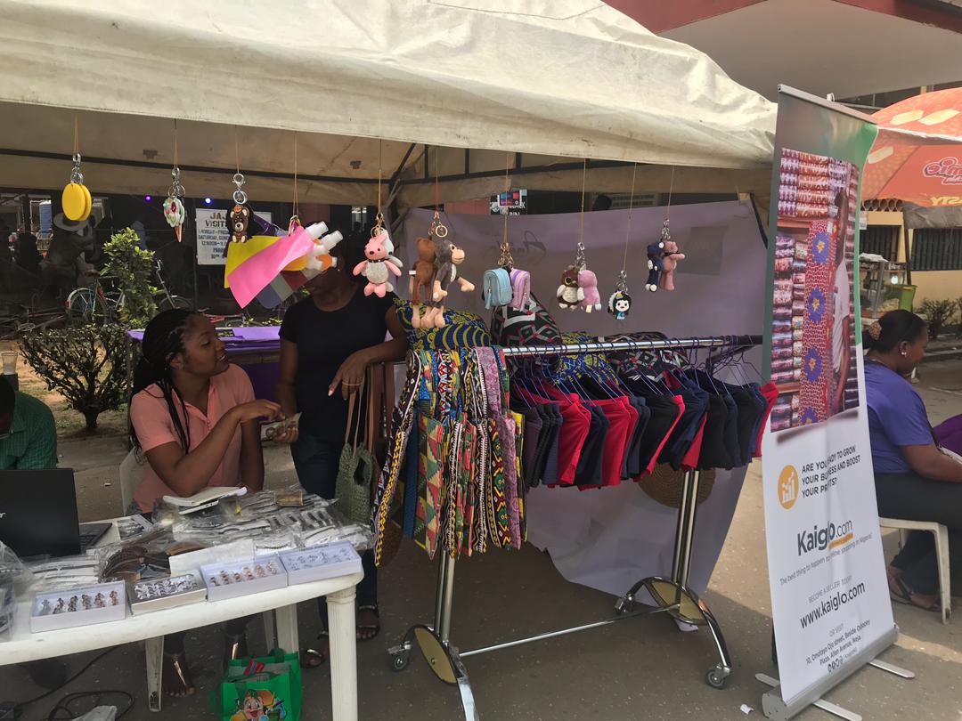 KaigloNGR's tweet photo. KAIGLO is at UNILAG this week! Come shop for your fashion apparels at an affordable price at Jaja Hall. You don't wanna miss this! 5,000 Naira voucher for signup. 

#Kaiglo
#Unilaghallweek
#jajahallweek https://t.co/TuT7tVxamE