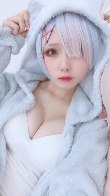 コスプレイヤーmonaのTwitter画像30
