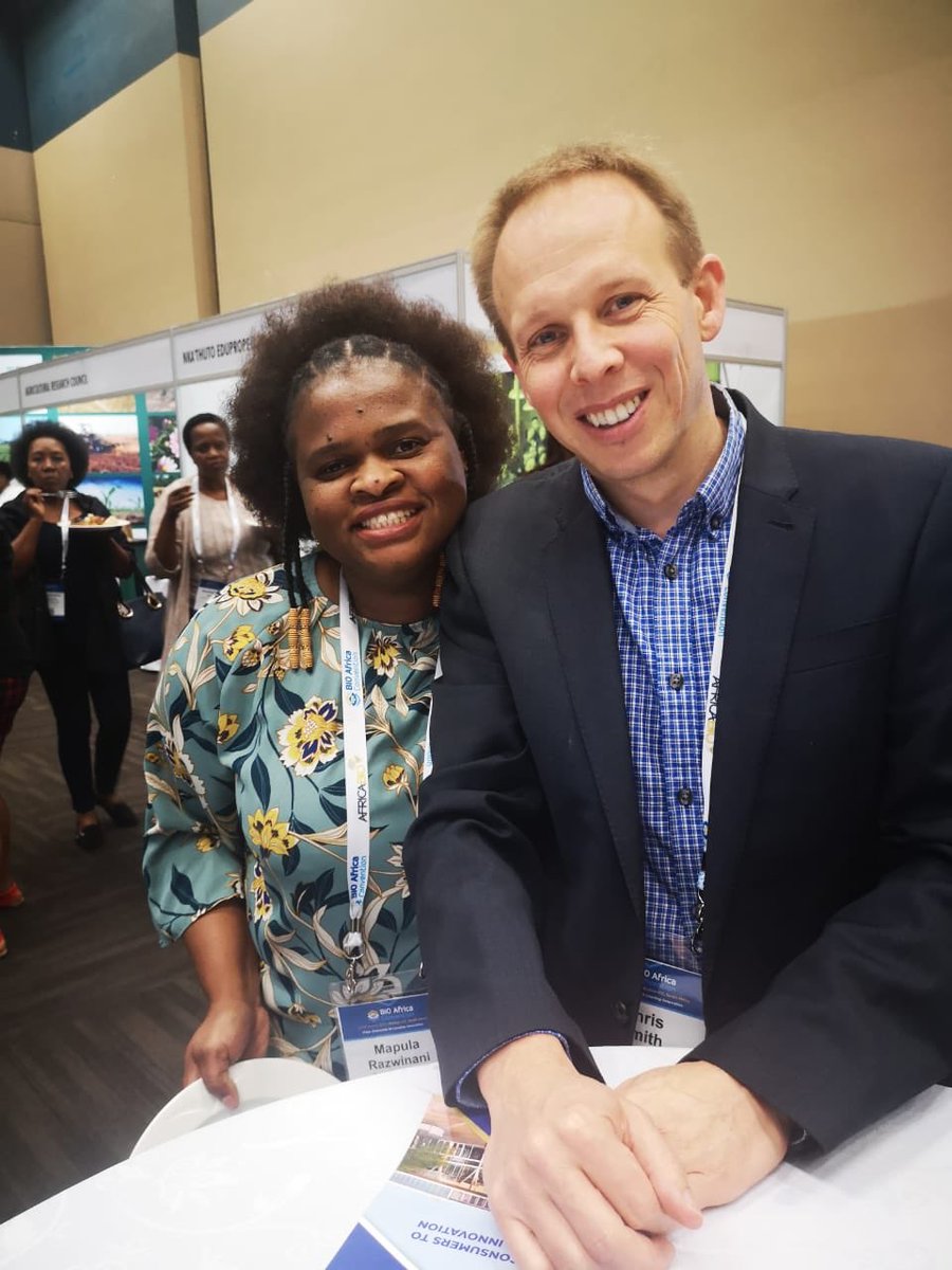 Rmapula's tweet photo. With The Naked Scientist #BioAfrica2019 https://t.co/Qb0KEMxVWV
