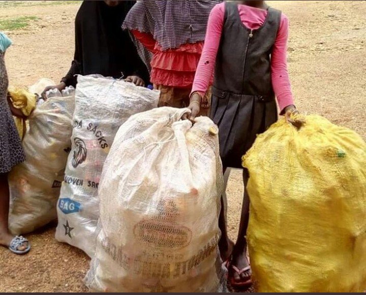 mydsigate's tweet photo. Without a proper plan to Upcycle these plastics,they are going to the drainage or landfills. The knowledge of how to upcycle these materials creates a pollutant free environment. https://t.co/VFQyeIxYuN