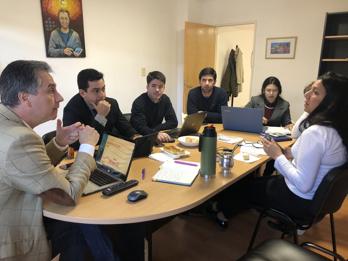diegobarrios77's tweet photo. Trabajo en equipo. Planificación y generación de proyectos 

#hcdposadas #equipo #trabajo #diegobarrios https://t.co/HSsIqYudlt