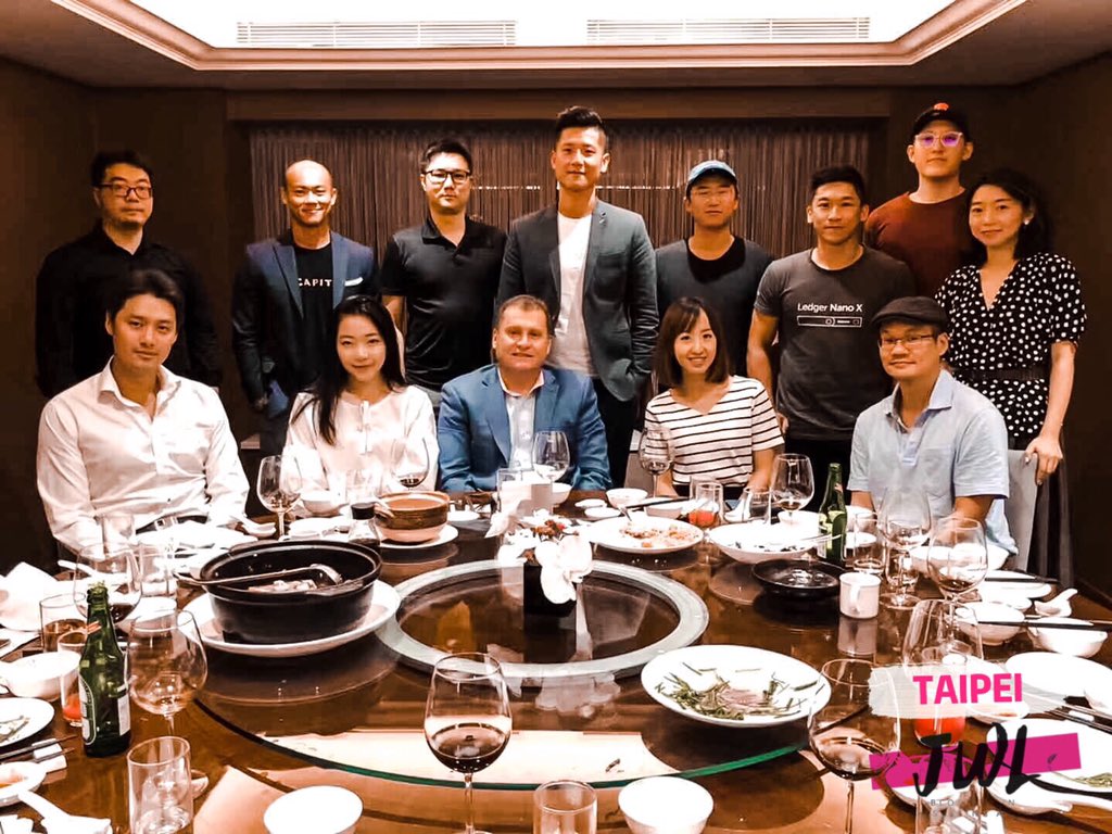 CyhChloe's tweet photo. Our investor dinner tour phase1 successfully ended🥳

@JWL_Agency &amp; #Netspot CEO #AlainLaberge visited #crypto funds and #exchanges in Singapore, Taipei, Seoul and Shanghai.

Next month✈️
Jakarta-Hongkong-Beijing

@JasmineLiu08 I should change my name to Chloe’s cryptodinner 🤔 https://t.co/rM0PMQrADH