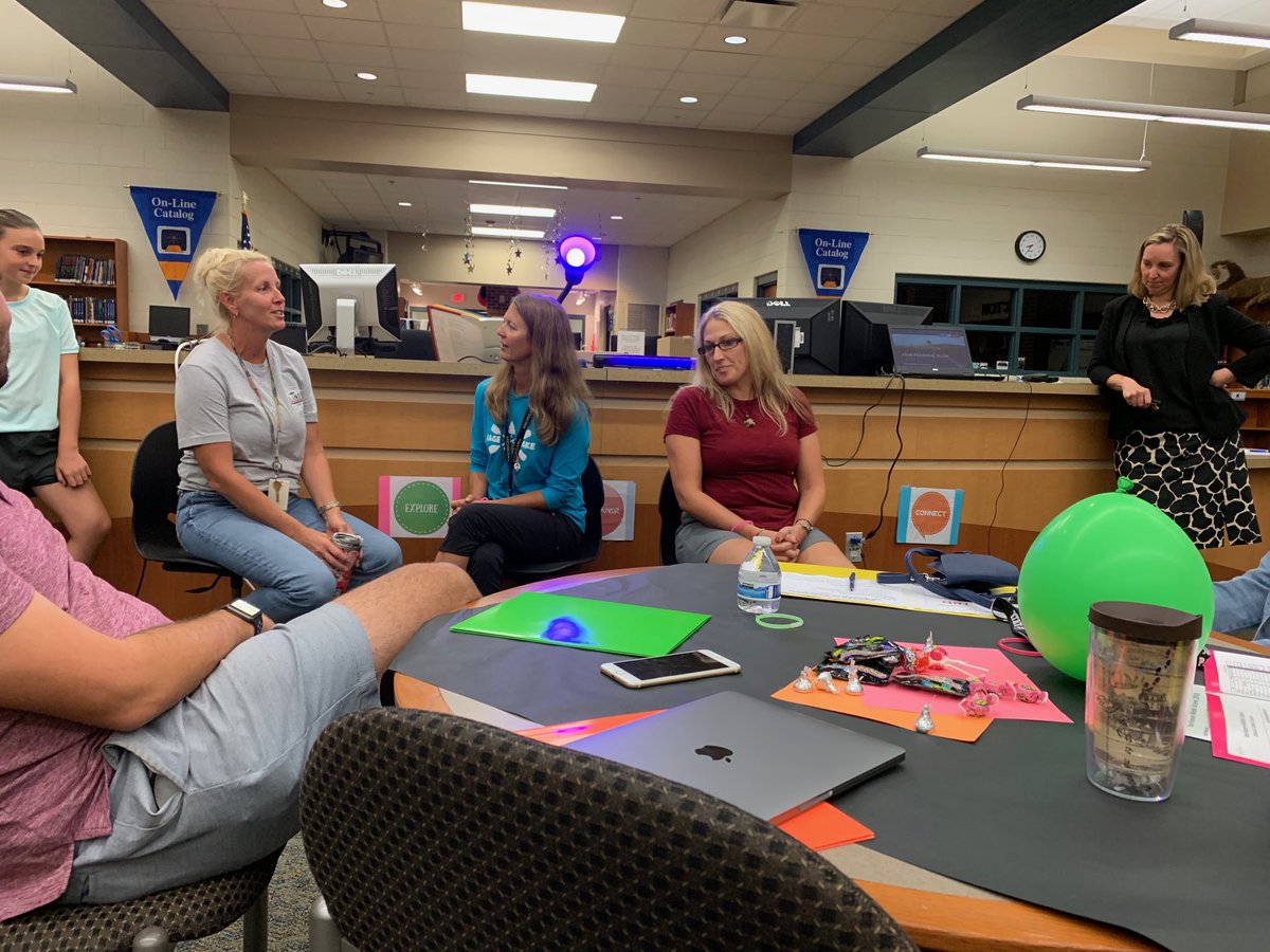 Your Personal Glow! #vhms #vhglow ⁦<a href="/VHMSVikings/">Van Hoosen Middle School</a>⁩