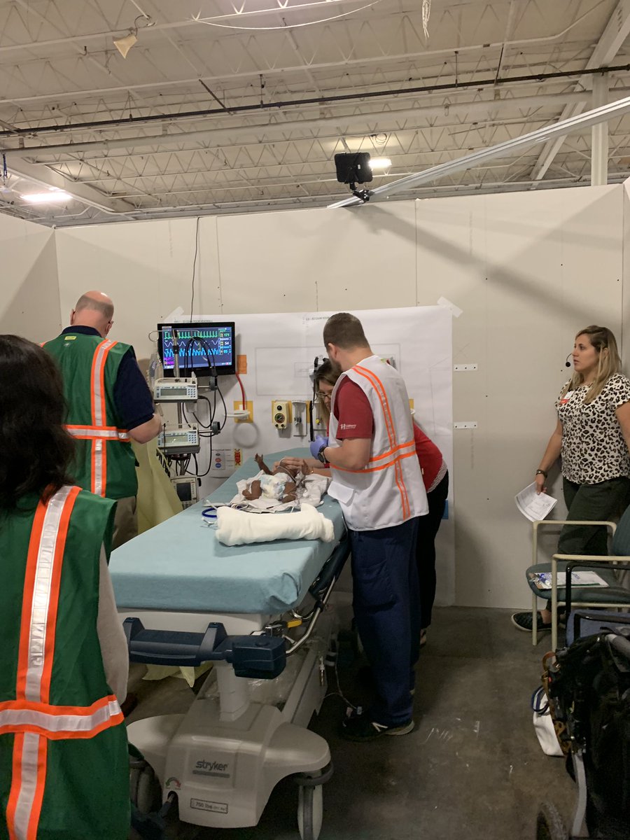 PICUDoc23's tweet photo. SbHDT for ED! Such a wide variety of pathology and clinical scenarios for these front line providers. Taking into consideration how design elements support care of routine and emergency care and creating flexibility in the space to do so! #Designingforsafety #Makingithappen https://t.co/mmzII8EZTR