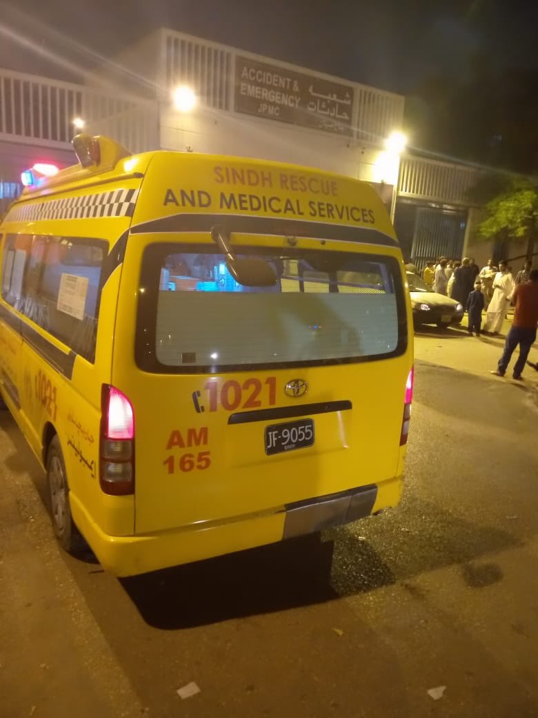 murtazawahab1's tweet photo. Sindh Rescue &amp; Medical Service Ambulances are now up and running in Karachi, Thatta, Sajawal &amp; Badin. InshaAllah this network will further be extended all over the province #SindhFacts https://t.co/jVPTEt9hvP