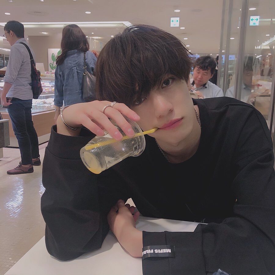 aboyaddict's tweet photo. Model : Syuichiro Naito 
Follow : https://t.co/DkFtRl4QxG
——
#aboy #aboyaddict
#AboyJapanese
#WeKnowWhatAgirlWant💋 https://t.co/9tRtLeP5Eq