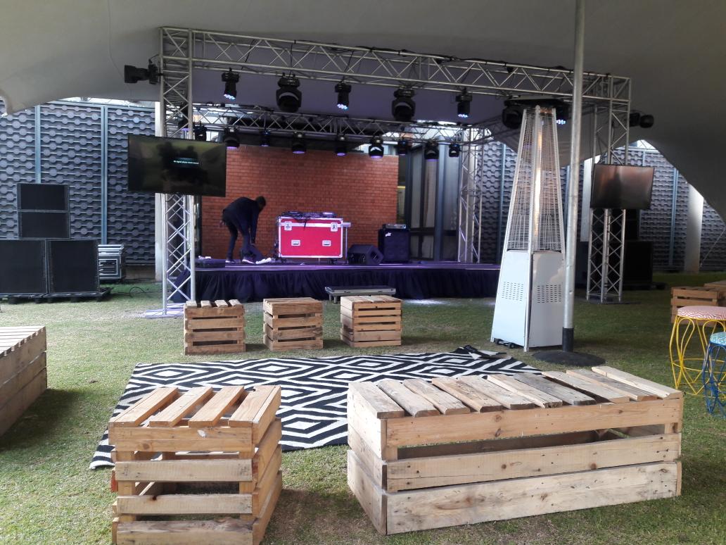 student__social's tweet photo. We have had an opportunity to attend a creative's event fired up by @nandossa that really gave us some great ideas for the next student social event.EXPECT A OUT OF THIS WORLD SOCIAL EXPERIENCE WITH THE NEXT EVENT!!🔥😢.Entries to the competition still open. https://t.co/qLW7DKRUrc