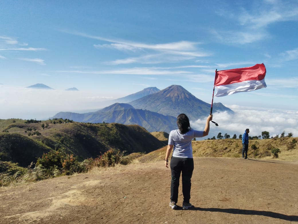 RaniNvitria's tweet photo. #indonesia #prau #mountains #pendaki https://t.co/1H0ftoFi9b