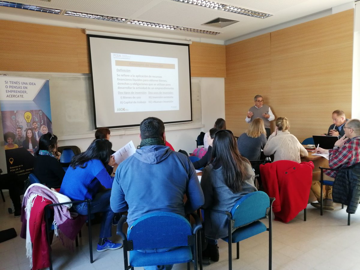 mariamessinas's tweet photo. Iniciando talleres de Administración Financiera, con el apoyo de @ANDEUruguay Fomento de cultura financiera. En Pando junto a @IncubadoraKHEM. @Emprenur @FCEA_UdelaR https://t.co/bPwru71JnB