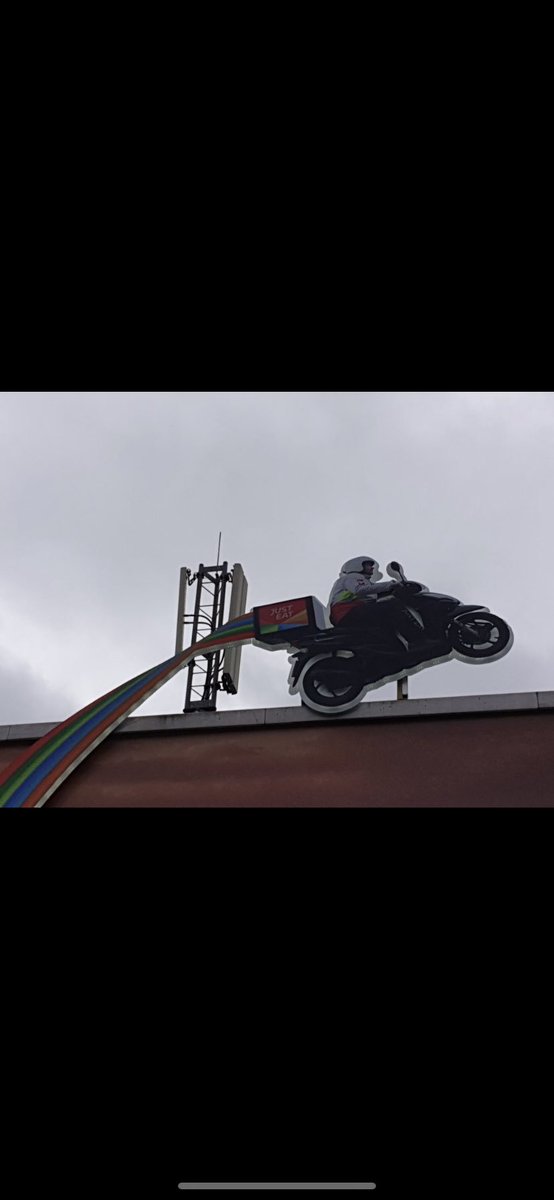 #ooh #outdoor #logistics #billboards #adverts #advertising #outdoorlogistics #banner #london #uk #outofhomeadvertising #outdoormedia #outofhome #ads #creative #oohmedia