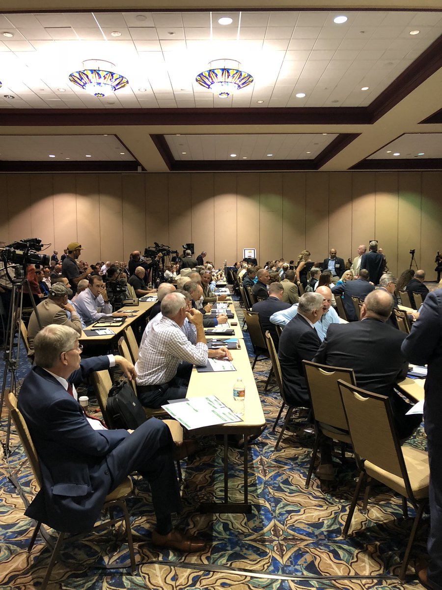First <a href="/MyFDOT/">FLORIDA DOT</a> #mcores task force meeting. Immediately noticed 90% of task force delegates are middle aged white males. Does this represent #Florida?