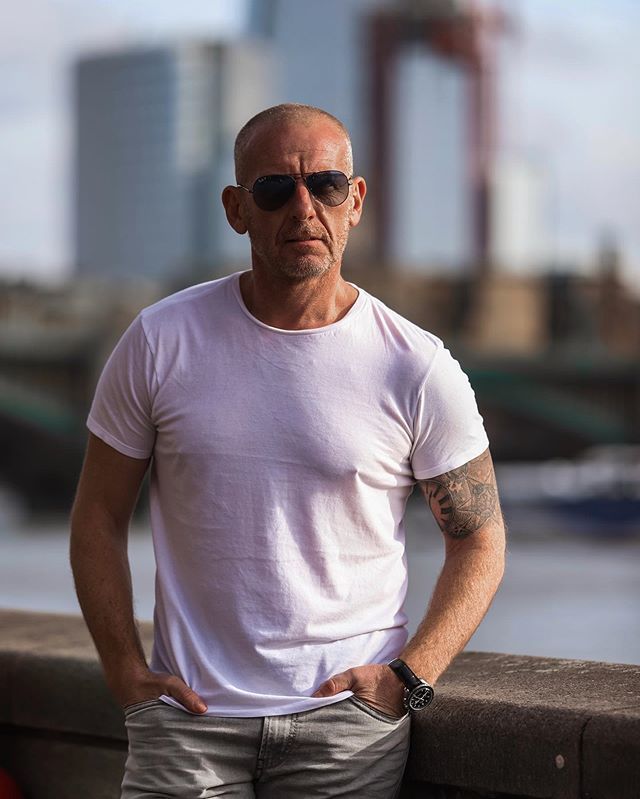 darrenkbranch's tweet photo. Simplicity and sunshine ☀️ that’s the best combo 😎
____________________
Feels like a Monday but wish you all a happy Tuesday 😀
________________________________________
#sunnyweek #uk #ootd #mystyle https://t.co/POZtam2PiJ https://t.co/BrUEKd58WQ