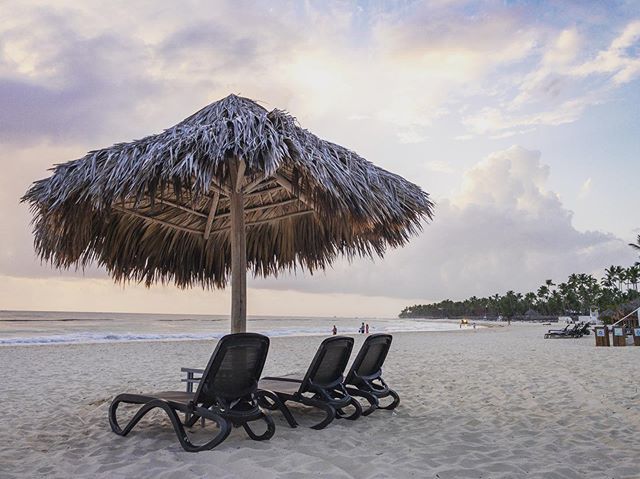 Soaking in the calm vibes before a hectic work day. ift.tt/2U8huf9