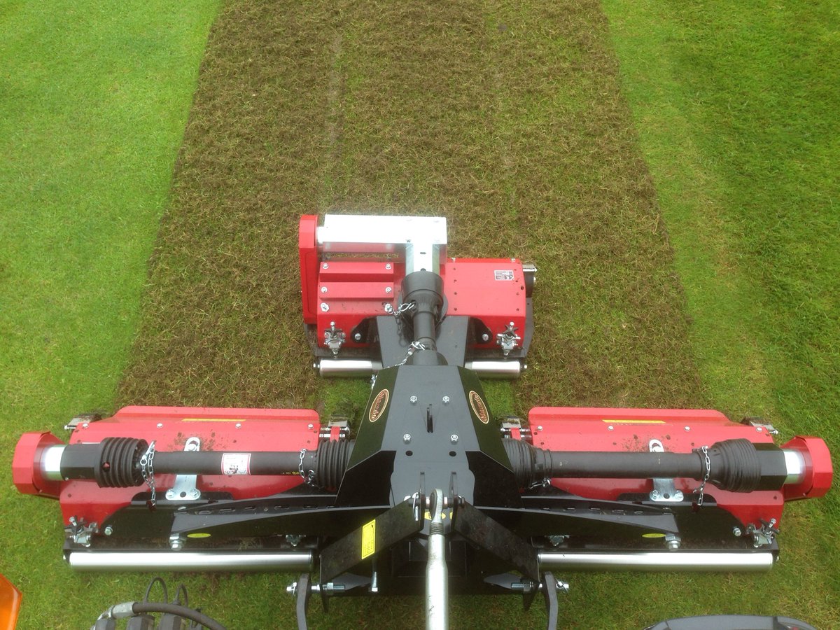 greenkeepingmag's tweet photo. ALS Contracts takes delivery of
GroundPro MT200 Flex-Verticutter https://t.co/dR2TByzgqN