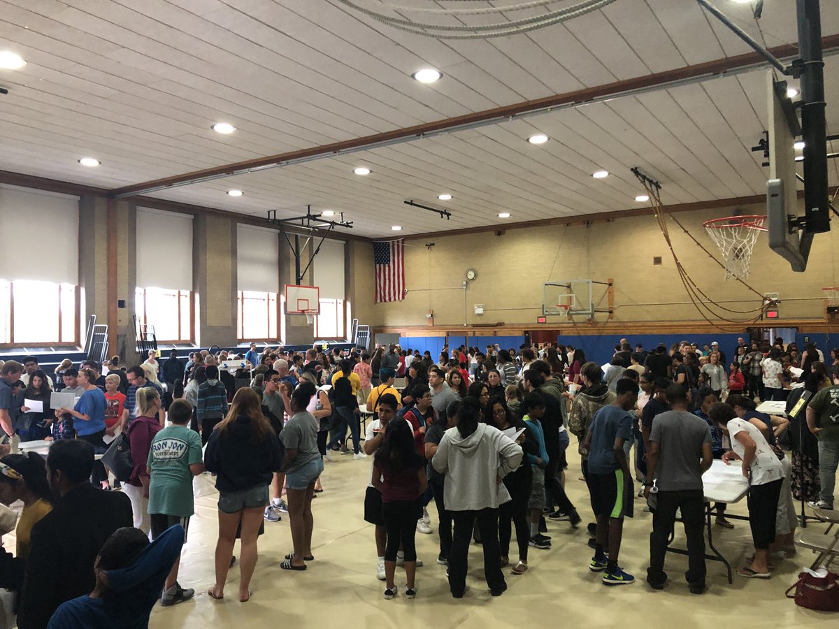 MCorsanoWCSD's tweet photo. WJHS Orientation 2019 Session 1! Welcome to all students! @WJHS75 @WCSDEmpowers @WJHSPE @wjhspta @EESTW001 #wearewappingers https://t.co/0qzDogY44e