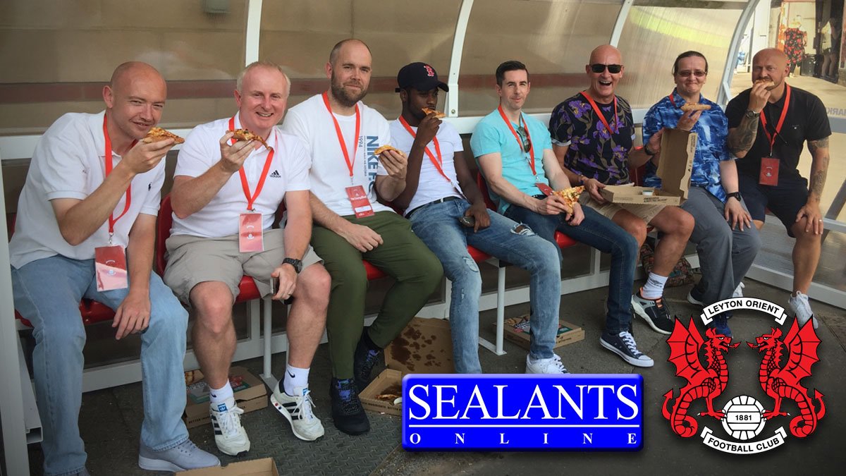 SealantsOnline's tweet photo. Thanks for your hospitality on Saturday @leytonorientfc The @SealantsOnline team had a great time (despite the final result) Half-time @PapaJohns pizzas delivered to the Energy Mind dugout are the ONE โฝ๏ธ๐#joshwright #leeangol #sealantsonline #countyconstructionchemicals #coyos https://t.co/QkTXhCNjFo