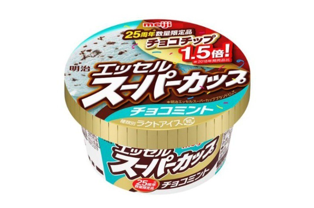 fashionpressnet's tweet photo. 「明治 エッセル スーパーカップ チョコミント」チョコチップ増量＆ミント強化で復刻、数量限定で発売 - https://t.co/ae67tnYeh2 https://t.co/Z1nZpG3Z3h