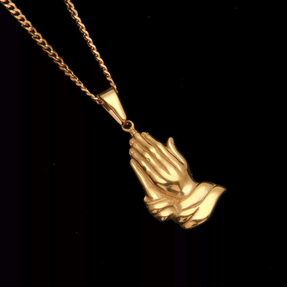 Praying hand pendant with matching chain.Available in gold and silver Price : 3000Pls kindly send a dm to order  #Burnaboy  #TuesdayThoughts  #VMAs2019