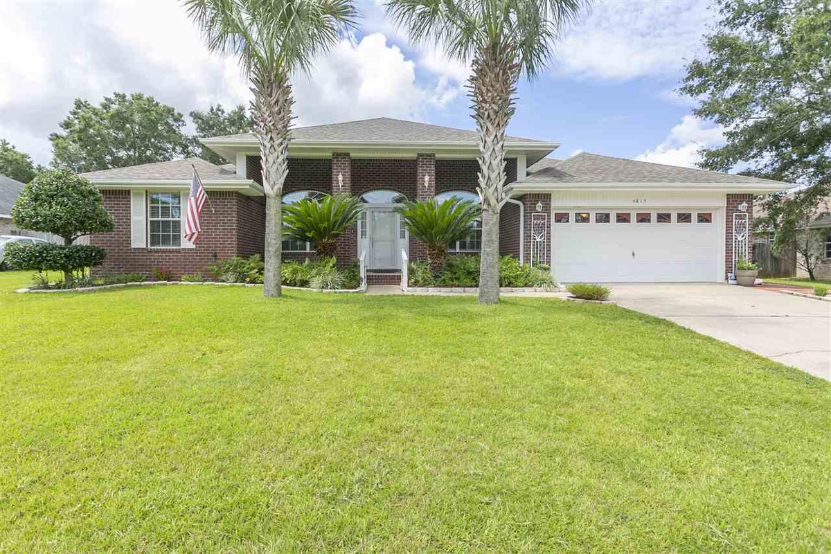 RealtorHenszey's tweet photo. Just Listed in #Milton #FL. 4815 Ribault Ln! Please retweet!  https://t.co/YhwklUZ1rM https://t.co/BbWxQdswfH
