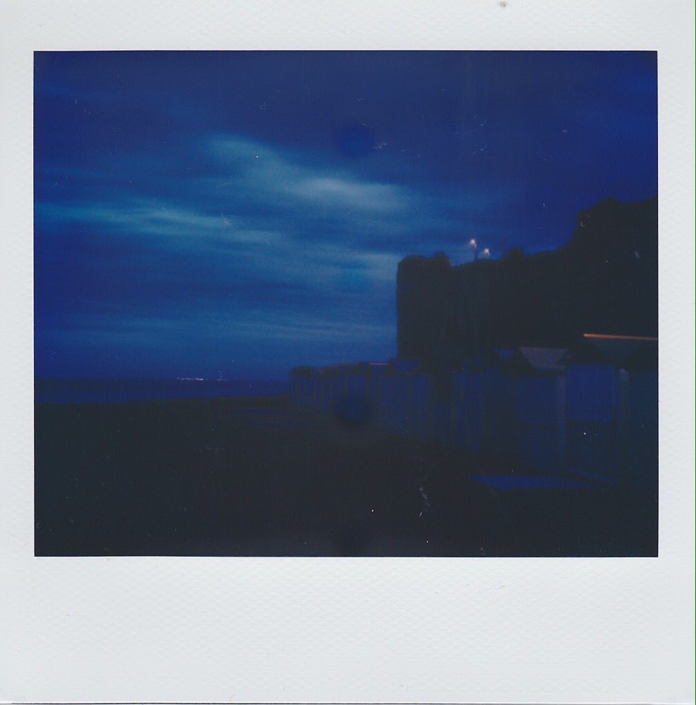 boddendijk1's tweet photo. Nocturnal Normandy #polaroid #longexposure #nightphotography #skyporn https://t.co/tcgz8BW3xL
