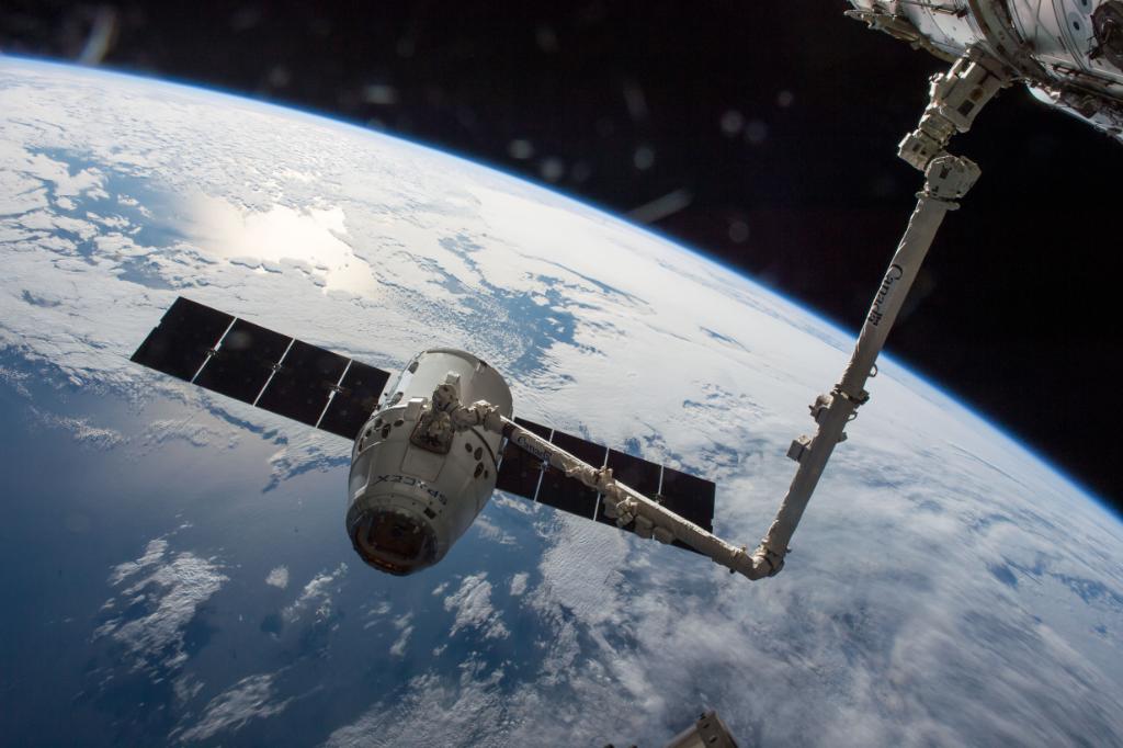 This morning, we’re ready to release the #Dragon! 🐉 Tune in to NASA TV starting at 10:15am ET to see robotic flight controllers at mission control in Houston issue commands to release <a href="/SpaceX/">SpaceX</a>’s Dragon cargo craft from the <a href="/Space_Station/">International Space Station</a>. Watch: go.nasa.gov/2Hqcq0v