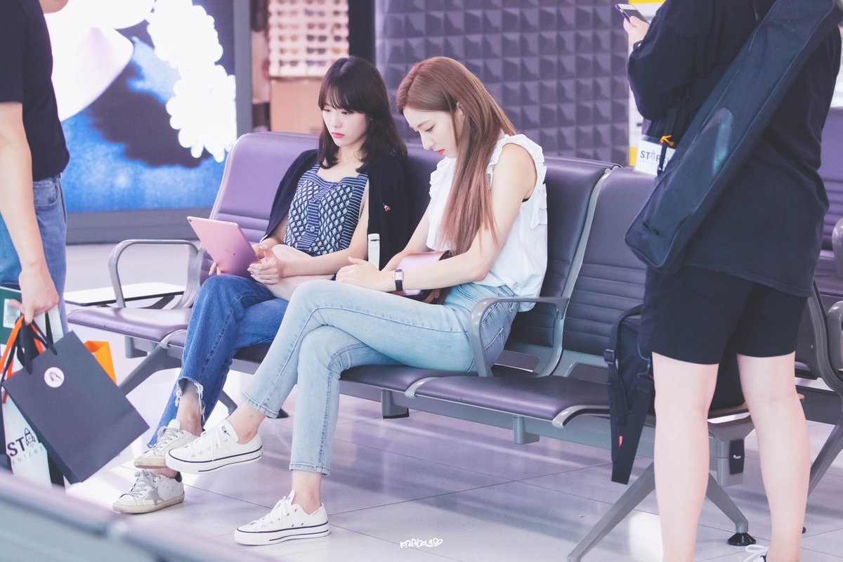 서리질러 🦋 tweet media