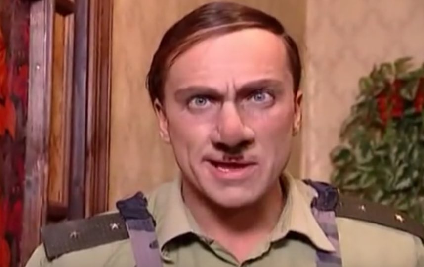 Дмитрий нагиев осторожно задов. Прапорщика дмитрия нагиева. Прапорщик василий задов. Прапорщика дмитрия нагиева. Дмитрий нагиев осторожно модерн.