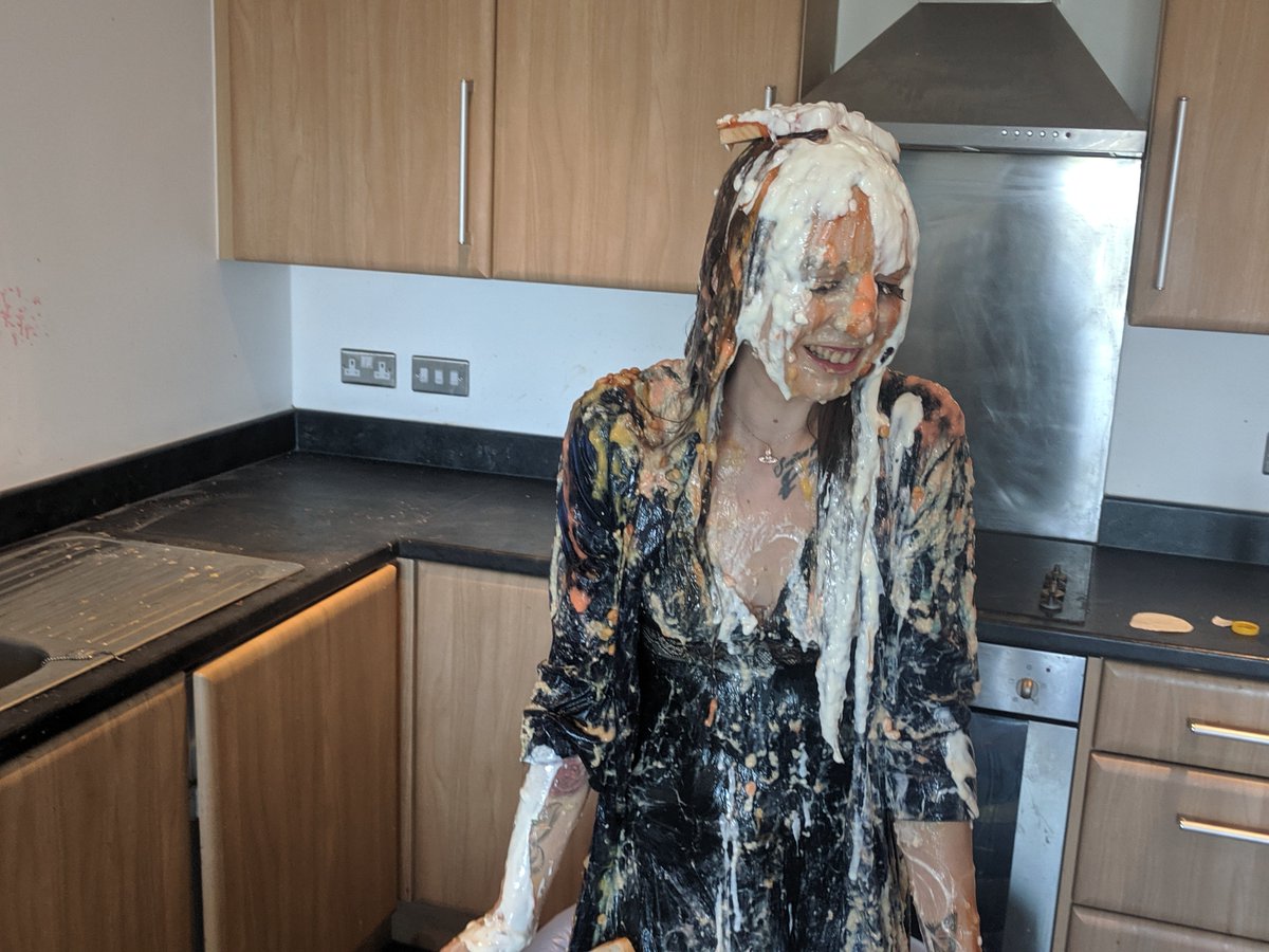 PtPVid's tweet photo. @sissymaidforyou Sorry, we're saving the custard for tomorrow.

But here is yogurt on toast. https://t.co/szYKJsLLtO