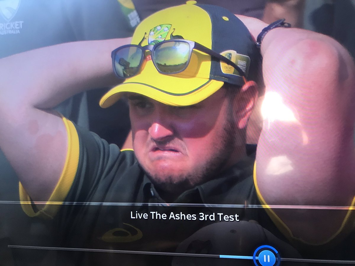 DBarx's tweet image. Stokes and his trusty bat ‘The Bastard’. Forget Botham’s Ashes, Ben Stokes is a King and Jack Leach is a Prince. #theashes #tailenders #tailendersoftheworlduniteandtakeover