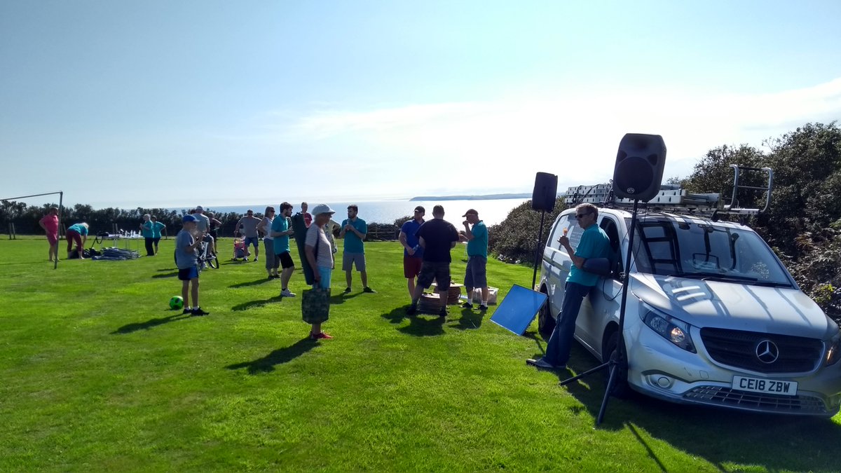 troyangular's tweet photo. Many staying around after a sunny #Polruan sports day to listen to the last few balls of the #ashes test #TMS #cornwall #bigcheer #shoesoffifyouloveBenStokes https://t.co/RPDdGiJxOY