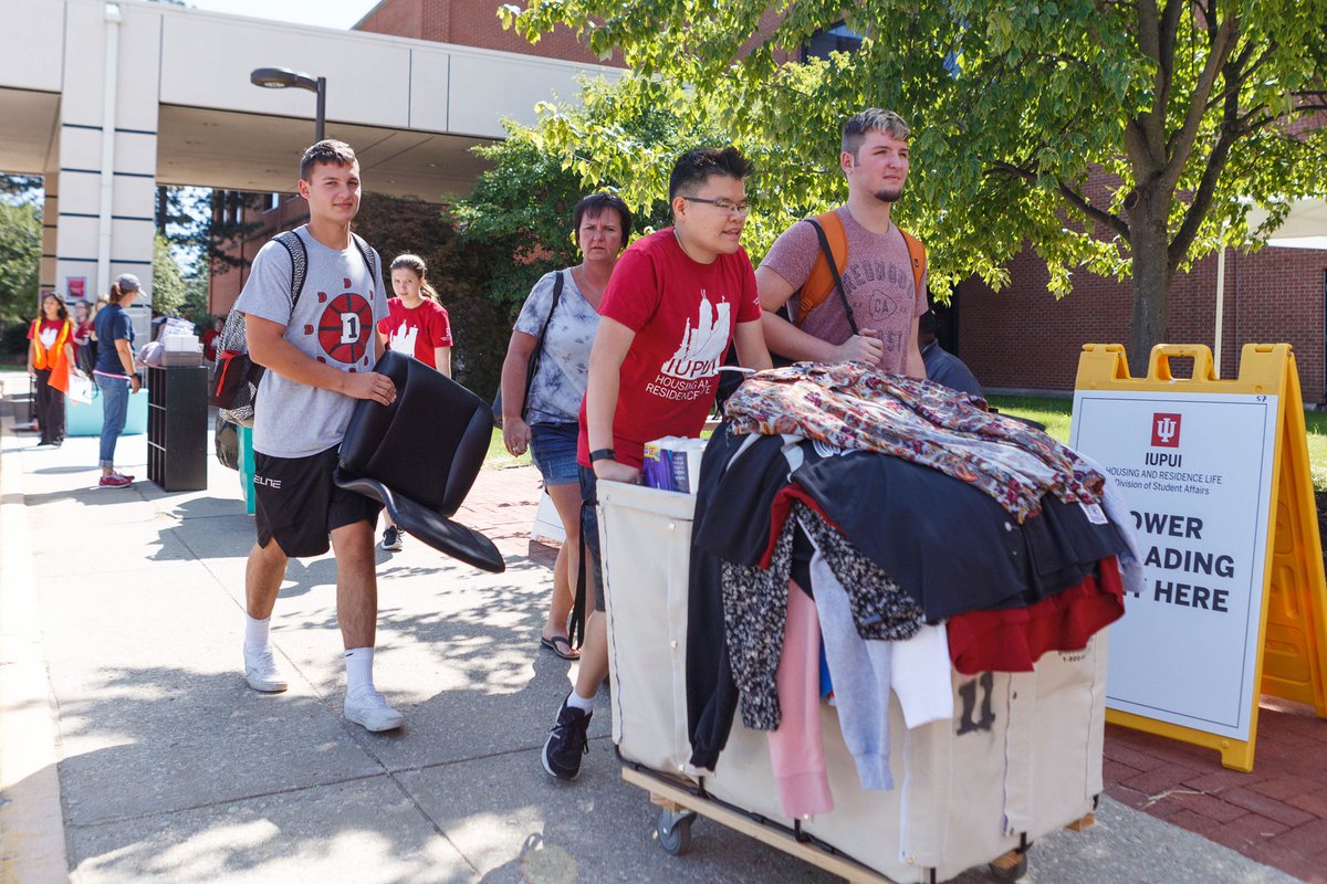 IUPUIStuAffairs's tweet photo. And all of our Jags are finally HOME. ❤️ https://t.co/y1vWhSf3Fd