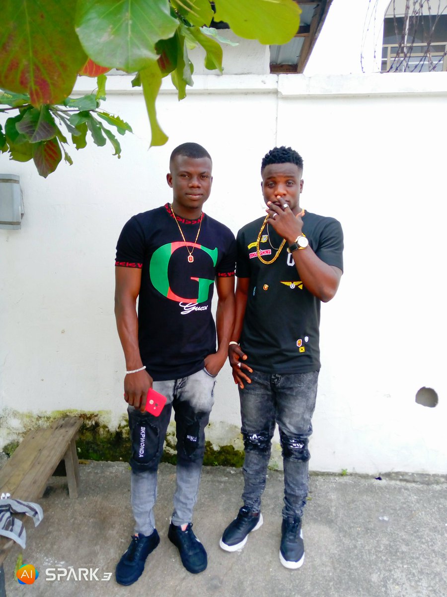 DonnBenue's tweet image. Happy Sunday to y'all 💝💝
Is been a while here 👍
Today gat us like this ✌🔥♥💯
#donbenue®🇳🇬 ↔ #KingJames👑