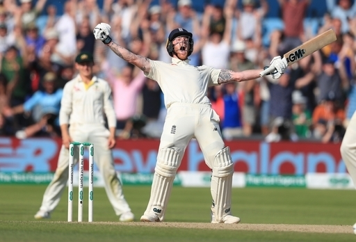 WilliamHill's tweet photo. Ben Stokes's innings after Stuart Broad was dismissed:

🏏 46 balls faced
🏃‍♂️ 73 runs scored
6⃣ 7 sixes
4⃣ 4 fours

Arise, Sir Ben Stokes.

#Ashes #ENGvAUS https://t.co/RUz4vTdnZq