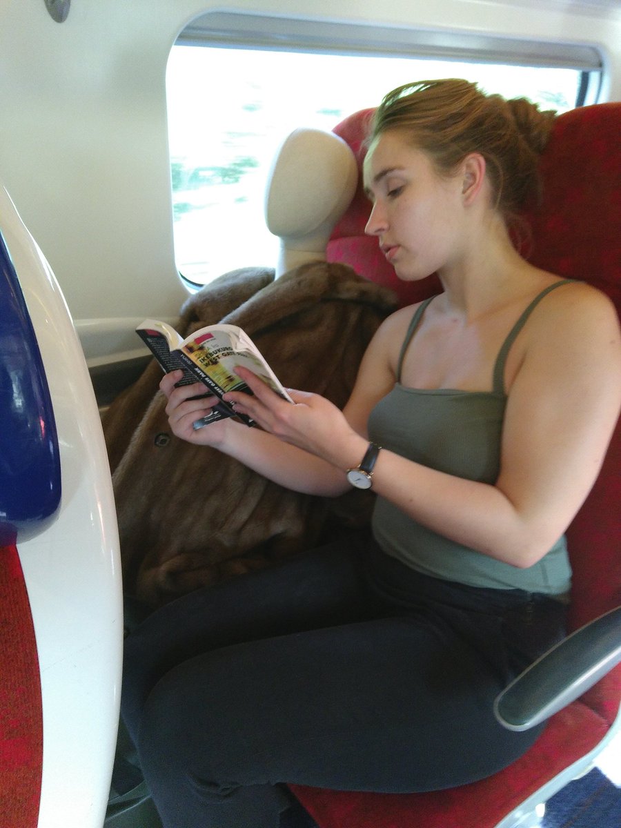 Das Stück tweet media