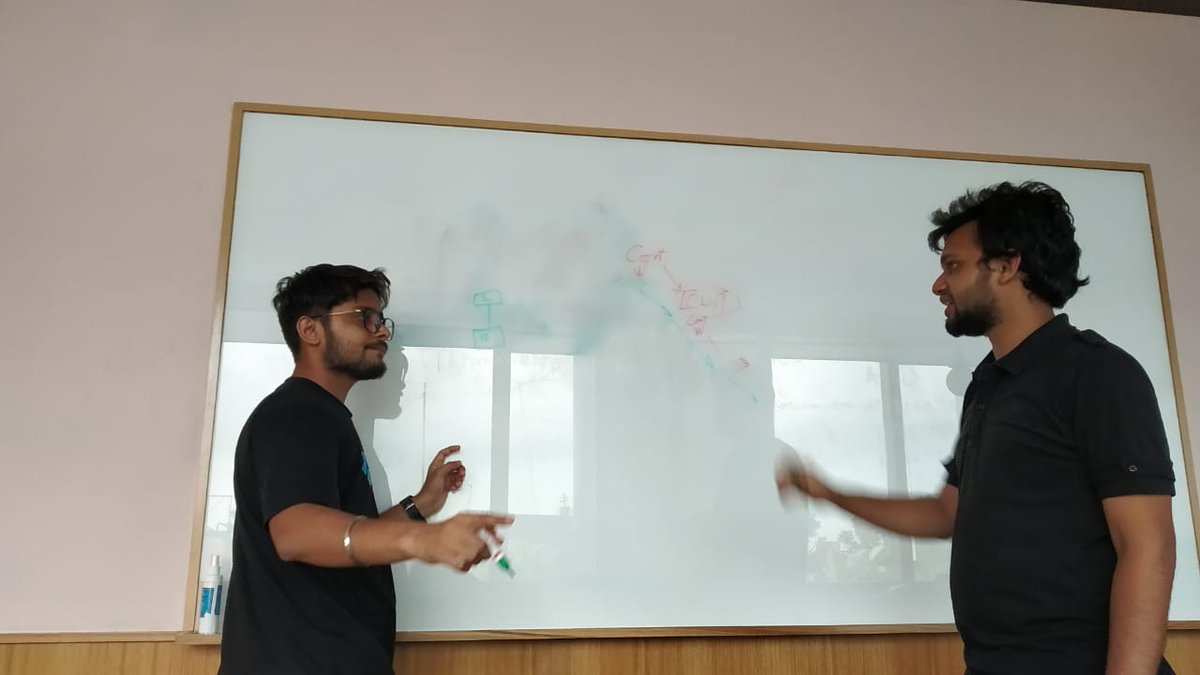 viveky259259's tweet image. Trying to explain how flutter works 
@_aatikakhan_ @FlutterComm 
#flutter #learnFlutter