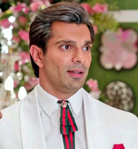 fanclubalisha's tweet photo. He looks so handsome even in grey hair
#KaranSinghGrover #KasautiiZindagiiKay2 #12YearsOfDMG #ShilpaAnand #surbhijyoti #KasautiiZindagiiKay #KSG #KZK @ektaravikapoor
@muzzudesai @BTL_Balaji @StarPlus @Iamksgofficial @LoveKaranSinghG @KSGAngels https://t.co/VjBWXpPCjX