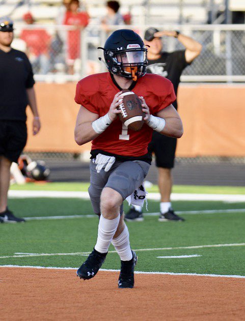 timwalter44's tweet photo. @brock_bujnoch @HuttoHS_Fball @Hutto_Hippos #BSquared #BToTheSecondPower #HuttoHipposFootball #GameDay6Days #NextPracticeBestPractice https://t.co/NhFRMZ83TG