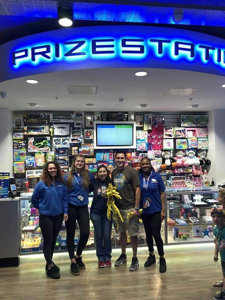 7Ten's tweet photo. @PlushTimeWins at #FunStation #ShepherdsBush #West12 yesterday! Insane turnout! Redemption scene has a strong community. I was a bit unaware of this so wanted to share with you all. @ArcadeTokyo https://t.co/AMerFdhzvx