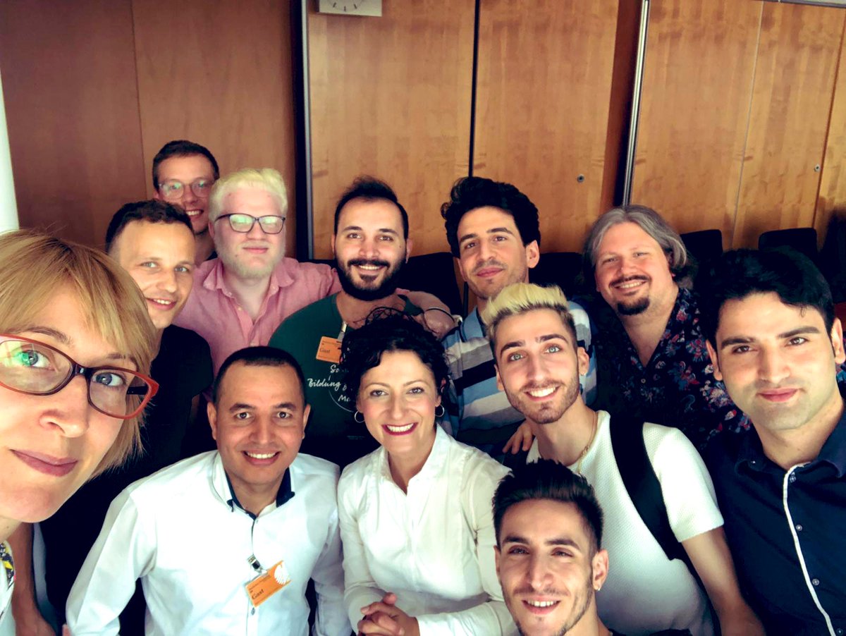 „Von der politischen Idee bis zum Gesetz“ - unser Projekt für #Geflüchtete „Politik machen - Mitbestimmen“ hat sich wieder zu einem spannenden Workshop-Tag getroffen. Diesmal mit <a href="/CanselK/">Cansel Kiziltepe</a>, <a href="/MaxNeudert1/">Max Neudert</a> und <a href="/MathiasSchulz/">Mathias Schulz</a>.

Vielen Dank an <a href="/FlzBen/">Katrin Benzenberg</a>, <a href="/benvru/">Benjamin Vrucak</a> &amp; Antonios für die Orga!